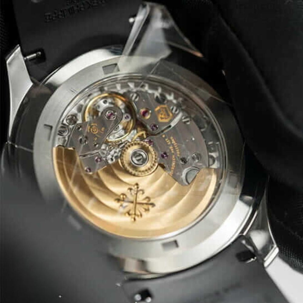 Patek Philippe Aquanaut „Dual Time“ Supreme